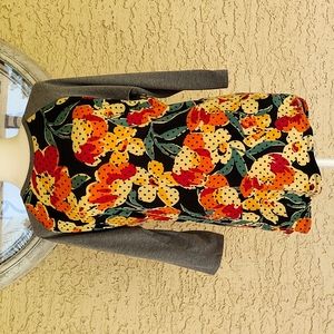 🌺3/$25🌺LulaRoe 3/4th sleeve comfy Tee, Sz M